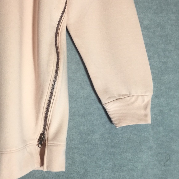 ISABEL Maternity Nursing Sweatshirt With Zipped Sides Fleece Lining and Hood - Picture 7 of 16